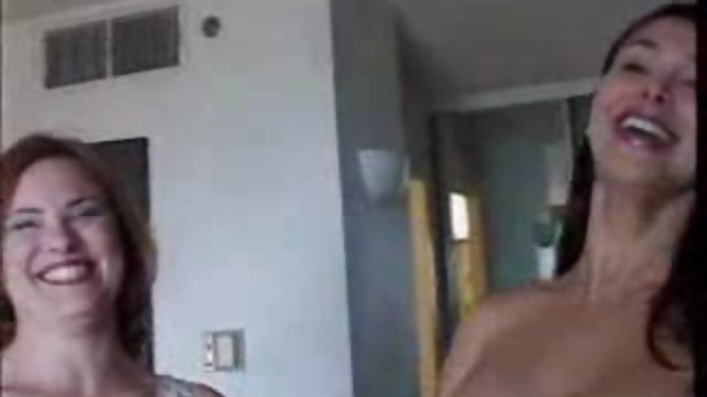 性没有注册 其色情爆祖父与他们的武器，坚持要求