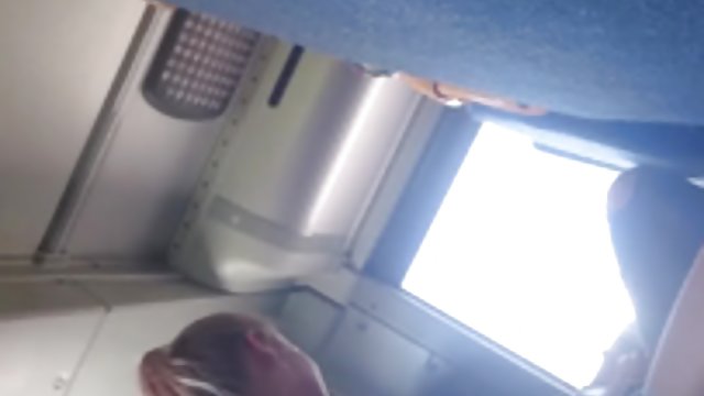 性没有注册 女孩的色情玩具业余视频他开始去香蕉? 在