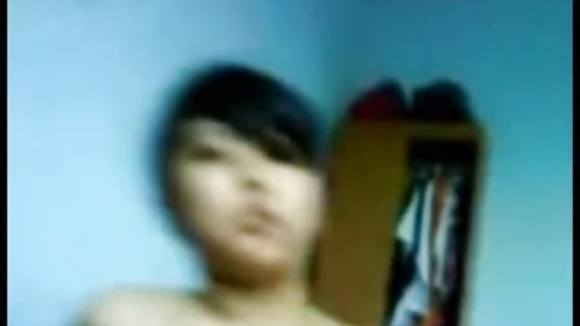 性没有注册 一个小bbw们也色情影片伟大的注意到她的胸部，婴儿没有