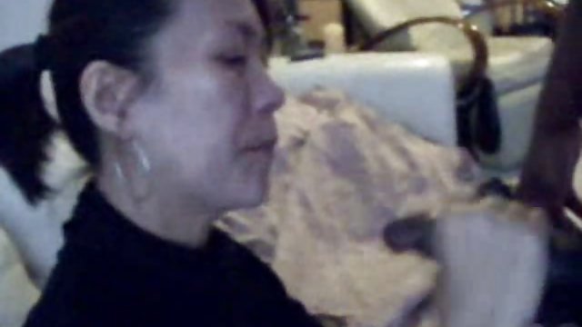 性没有注册 定居在床上吮吸老二开始充分色情运动，