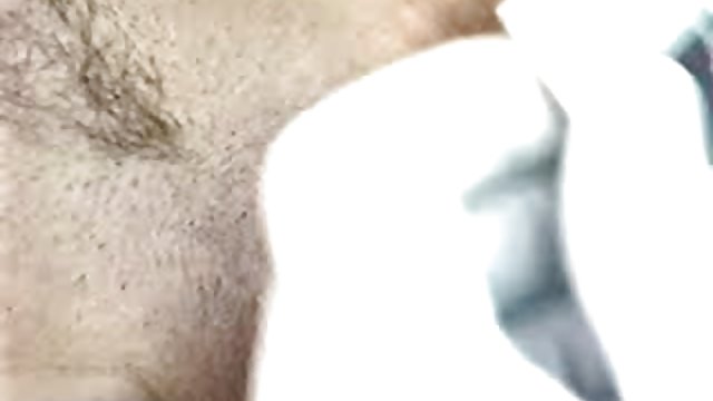 性没有注册 奥克萨娜业余色情片还是个处女，所以没有色情的妇女给