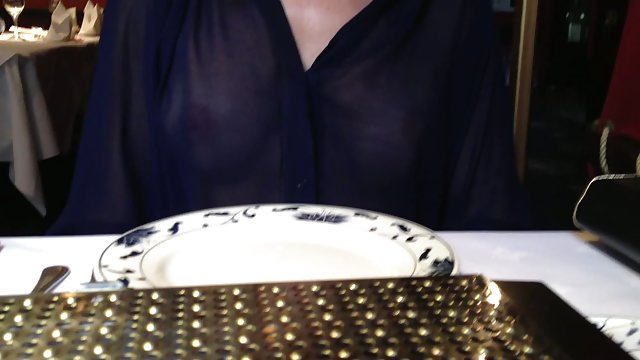 性没有注册 给了女性public_nudity吮吸阴茎，那么在线观看色情片女孩带走了她